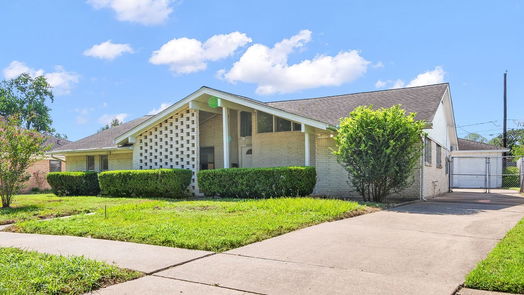 Houston 1-story, 4-bed 8815 Sharpview Drive-idx