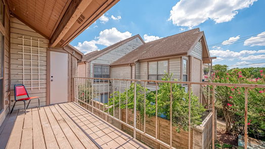 Houston 2-story, 1-bed 8539 Sands Point Drive-idx