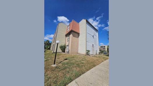 Houston 1-story, 2-bed 10110 Forum West Drive 406-idx