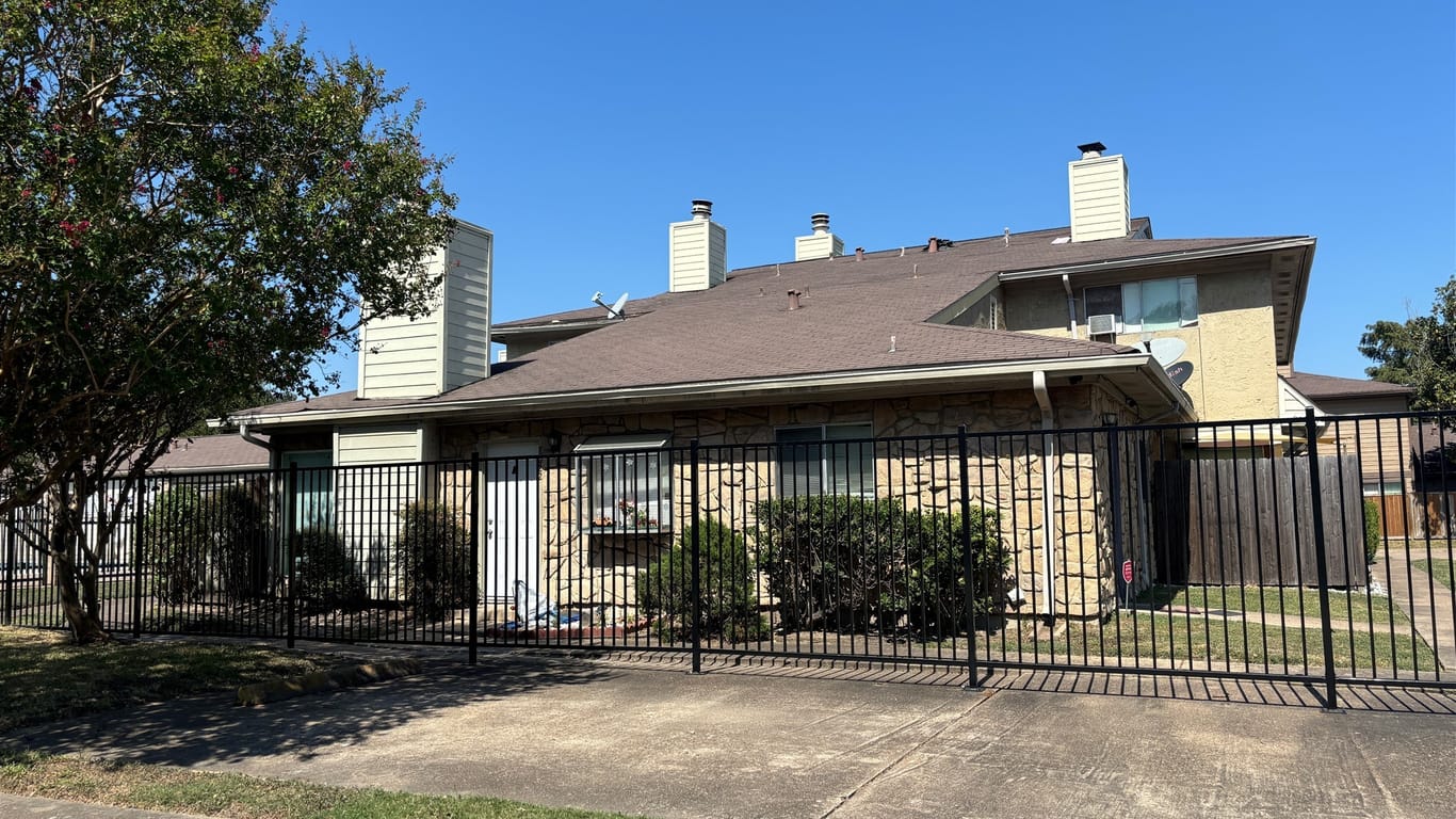 Houston 2-story, null-bed 8022 Sands Point Drive 4-idx