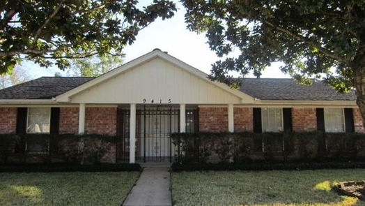 Houston 1-story, 5-bed 9415 Roos Road-idx