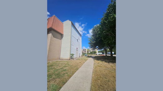 Houston 1-story, 1-bed 10110 Forum West Drive 625-idx