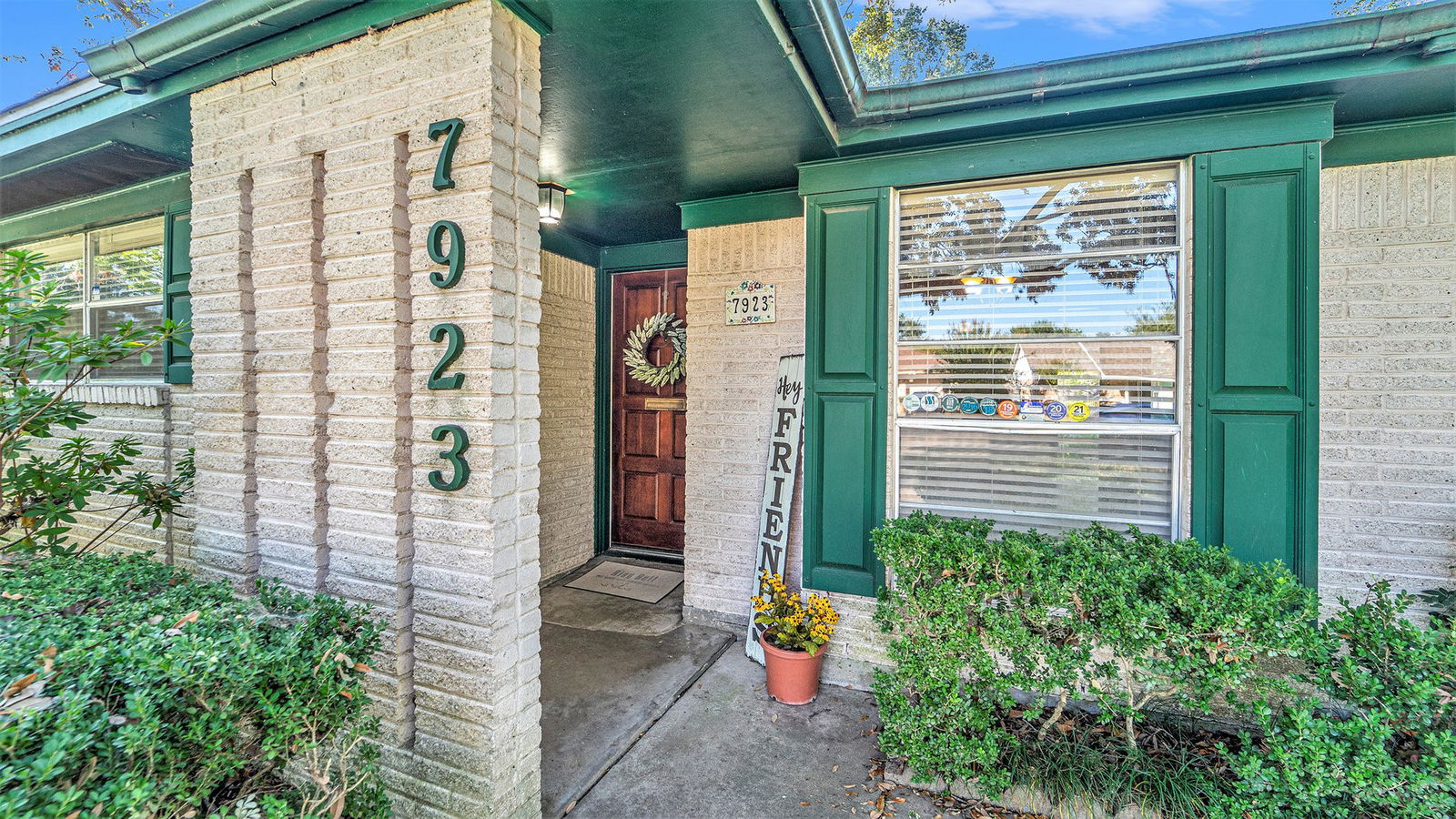 Houston 1-story, 4-bed 7923 Sharpview Drive-idx