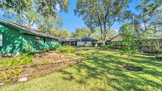 Houston 1-story, 4-bed 7923 Sharpview Drive-idx