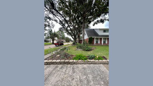 Houston null-story, 5-bed 8103 Langdon Lane-idx