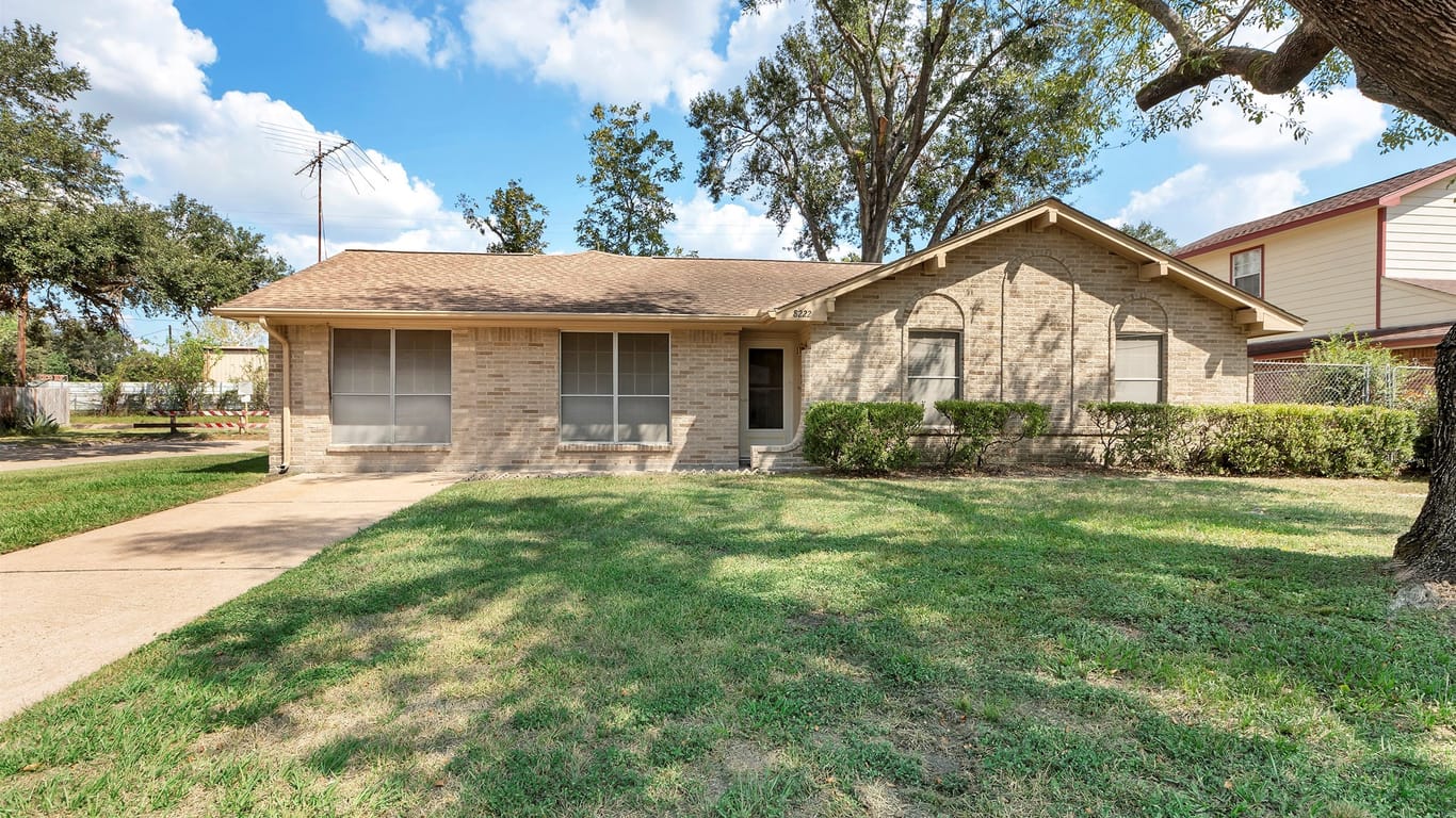 Houston 1-story, 3-bed 8222 Meadowshire Street-idx