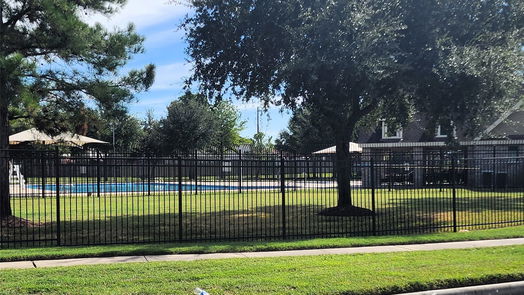Houston 1-story, 3-bed 2735 Piney Lake Court-idx