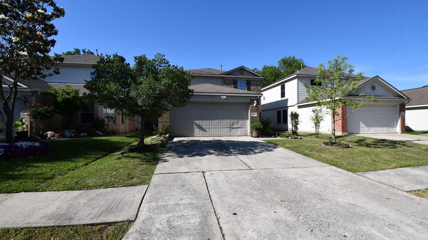 Houston 2-story, 3-bed 2830 Oakland Brook Street-idx