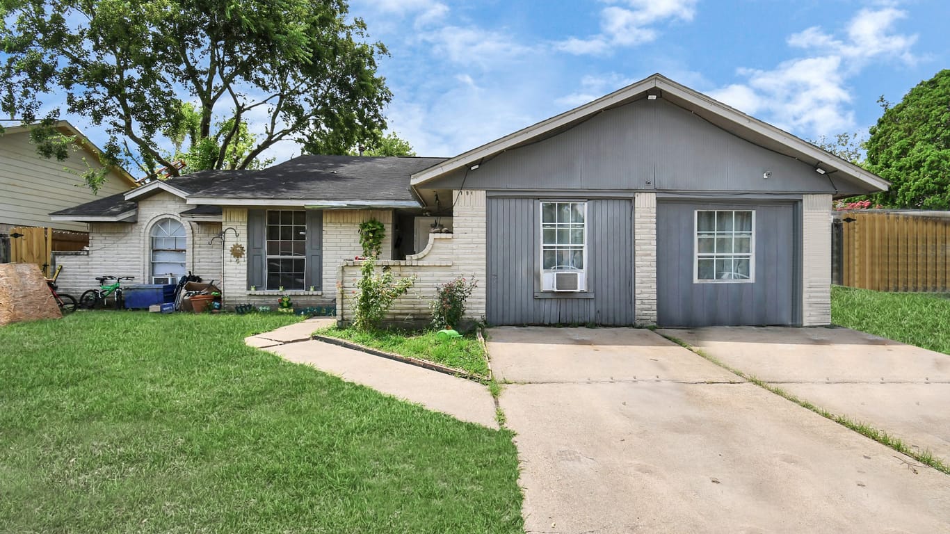 Houston 1-story, 5-bed 1043 Castolan Drive-idx