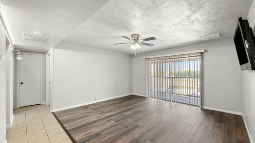 Houston 1-story, 2-bed 206 Plaza Verde Drive D35-idx