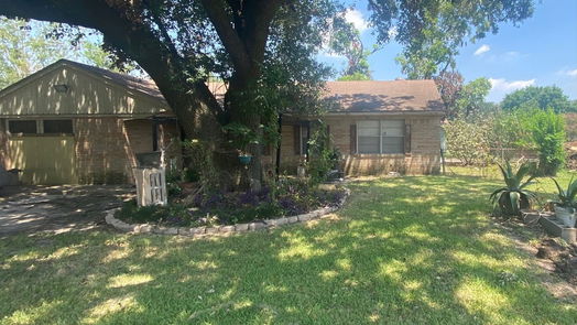 Houston 1-story, 3-bed 1614 Candytuft Court-idx