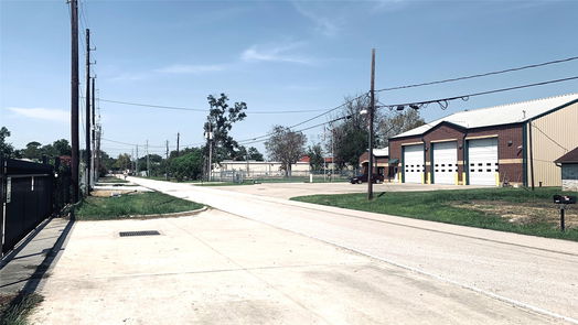 Houston 1-story, 2-bed 2930 Washington Drive-idx