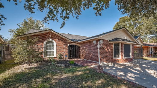 Houston 1-story, 3-bed 10531 Pleasanton Drive-idx