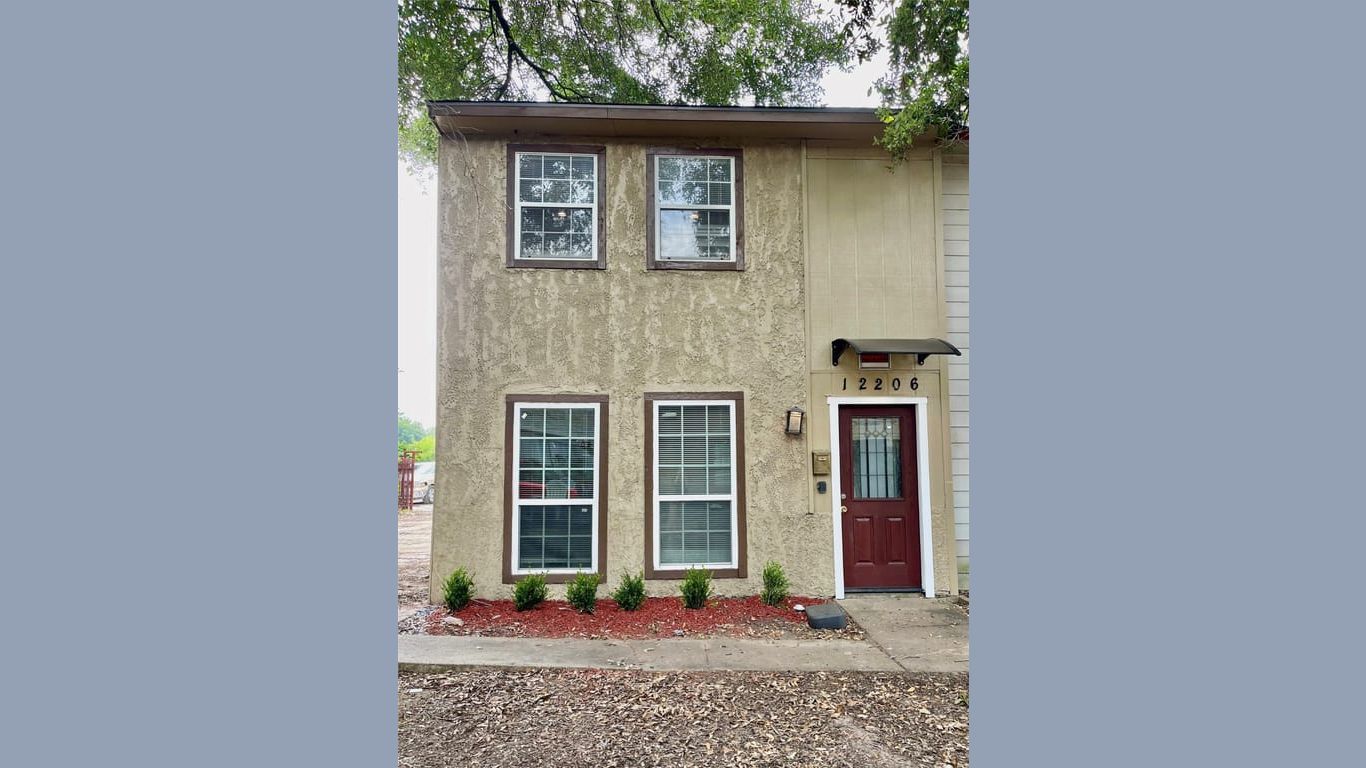 Houston 2-story, 2-bed 12206 Northwood Forest Drive 3-idx