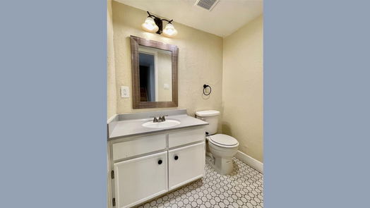 Houston 2-story, 2-bed 12206 Northwood Forest Drive 3-idx