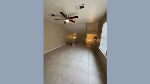 Houston 2-story, 3-bed 12203 W Village Drive C-idx