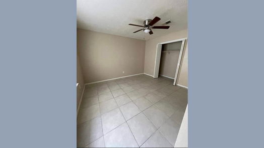 Houston 2-story, 3-bed 12203 W Village Drive C-idx