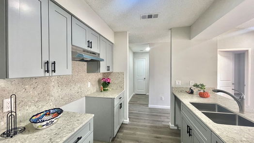 Houston 1-story, 2-bed 5759 Easthampton Drives A-idx