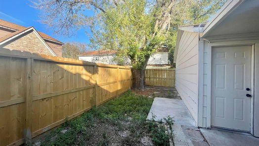 Houston 1-story, 2-bed 5759 Easthampton Drives A-idx