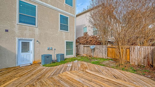 Houston 3-story, 3-bed 7816 Stoneyway Drive-idx