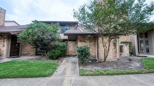 Houston 2-story, 2-bed 8016 Ellinger Lane-idx