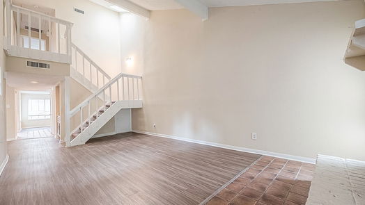 Houston 2-story, 2-bed 8016 Ellinger Lane-idx