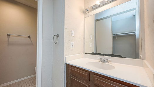 Houston 2-story, 2-bed 8016 Ellinger Lane-idx