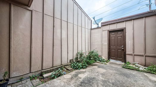 Houston 2-story, 2-bed 8016 Ellinger Lane-idx