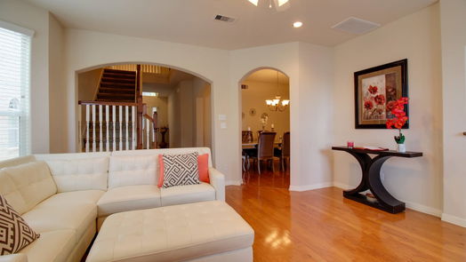 Houston 2-story, 3-bed 6435 W Linpar Court-idx