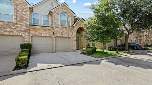 Houston 2-story, 3-bed 6435 W Linpar Court-idx