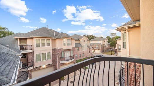 Houston 3-story, 3-bed 8127 Estes Glen Lane-idx