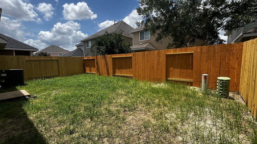 Houston 2-story, 4-bed 6435 Wilshire Lks-idx