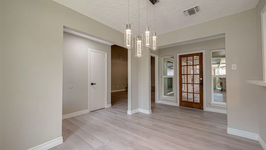 Houston 1-story, 5-bed 7331 Wood Bluff Boulevard-idx