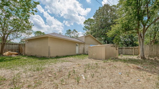 Houston 1-story, 5-bed 7331 Wood Bluff Boulevard-idx