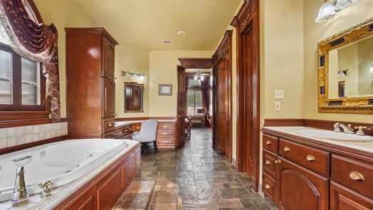 Houston 2-story, 5-bed 8509 Ivy Falls Court-idx