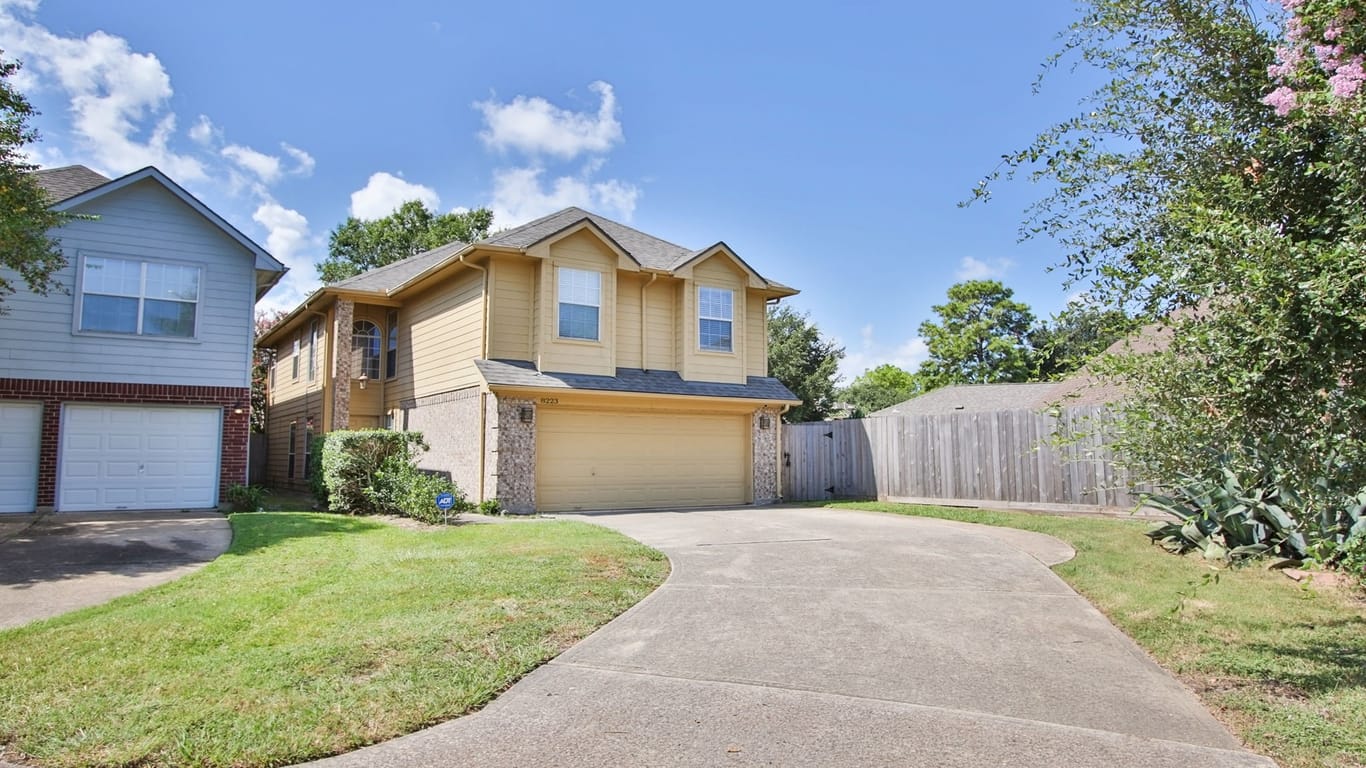 Houston 2-story, 3-bed 8223 Country Wind Court-idx