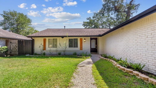 Houston 1-story, 3-bed 8218 Windy Creek Drive-idx