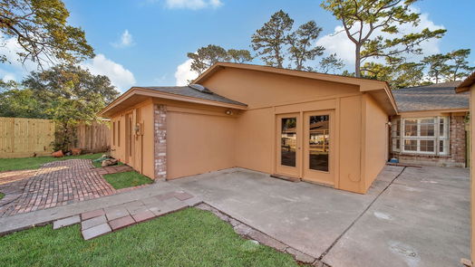 Houston 1-story, 4-bed 7242 Woodfern Drive-idx