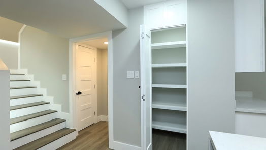 Jersey Village 2-story, 5-bed 8202 Argentina Street-idx
