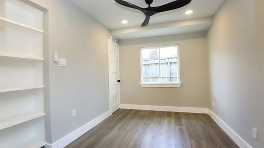 Jersey Village 2-story, 5-bed 8202 Argentina Street-idx