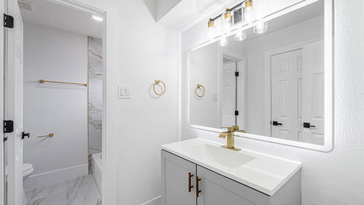 Jersey Village 2-story, 4-bed 8310 Argentina Street-idx