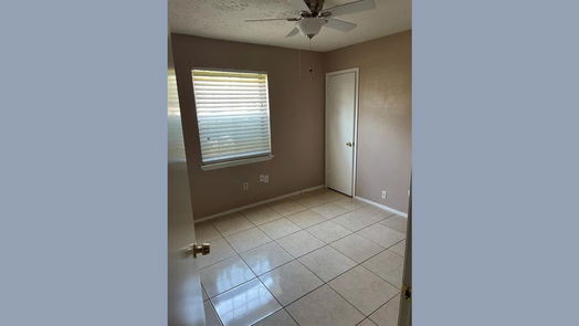 Houston 1-story, 4-bed 7411 Cornwall Bridge Lane-idx