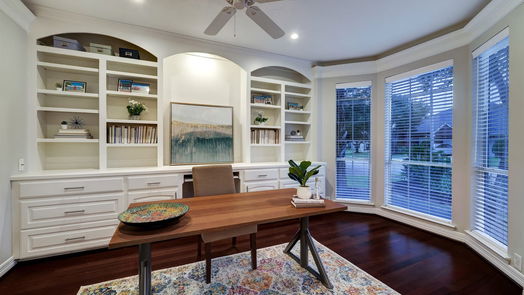 Houston 2-story, 5-bed 12023 Laguna Terrace Drive-idx
