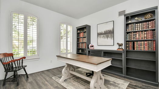 Houston 2-story, 5-bed 5650 Grand Floral Boulevard-idx