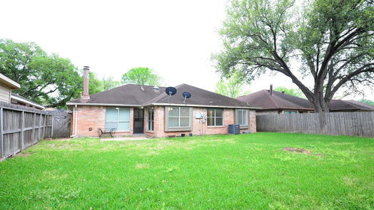 Houston 1-story, 3-bed 13422 S Somersworth Drive-idx