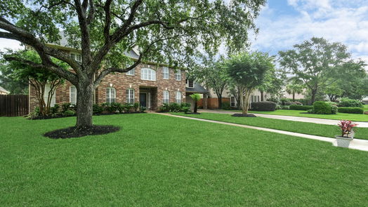 Houston 2-story, 5-bed 5650 Grand Floral Boulevard-idx