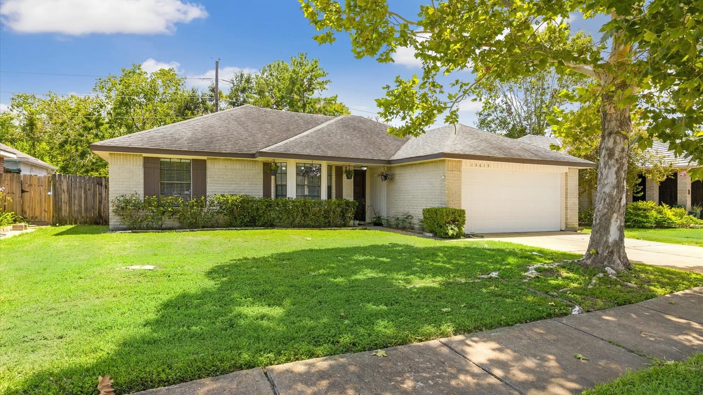 Houston 1-story, 3-bed 13615 Harpers Bridge Drive-idx