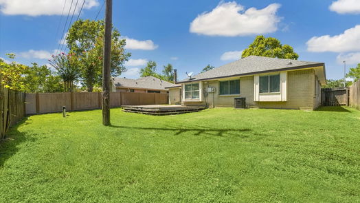 Houston 1-story, 3-bed 13615 Harpers Bridge Drive-idx