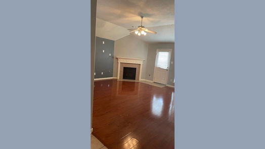 Houston 1-story, 3-bed 6719 Emerald Shire lane-idx