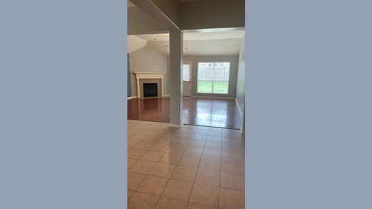 Houston 1-story, 3-bed 6719 Emerald Shire lane-idx